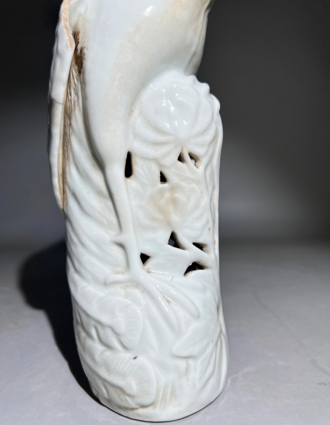 古玩陶瓷(底款金萬福造)白釉鳳凰牡丹花紋擺件拍賣,當(dāng)前價(jià)格3888元
