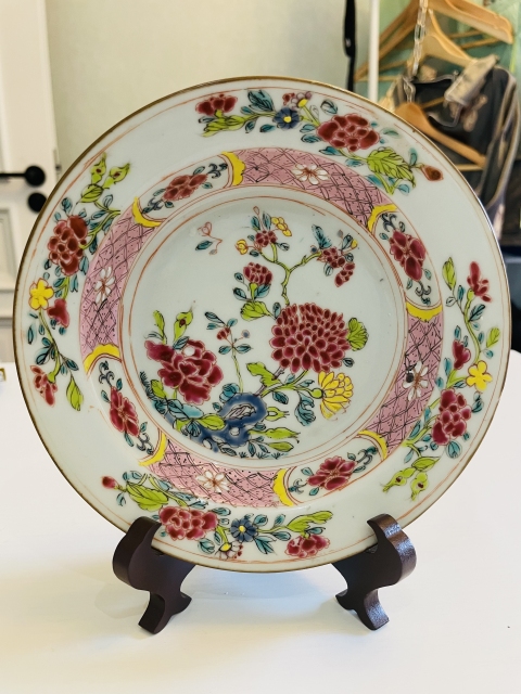 古玩陶瓷【優(yōu)品】清雍正·粉彩四季花卉紋盤拍賣，當(dāng)前價(jià)格3000元