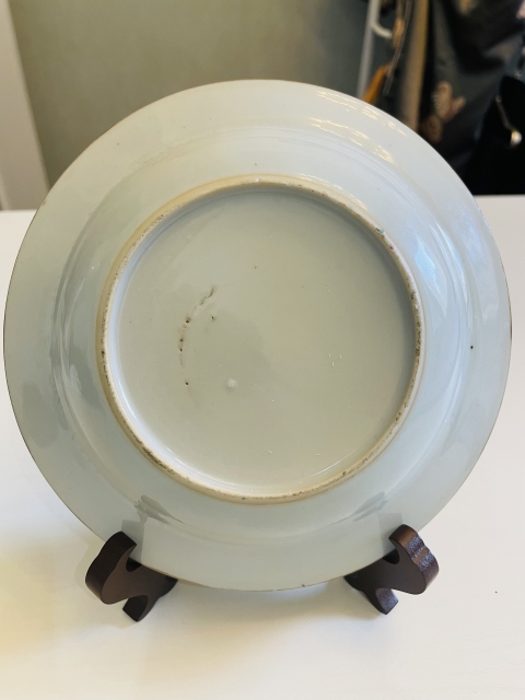 古玩陶瓷【優(yōu)品】清雍正·粉彩四季花卉紋盤拍賣，當(dāng)前價(jià)格3000元