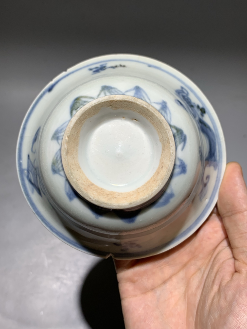 古玩陶瓷明末清初青花瑞獸佛八寶蓮花碗拍賣，當前價格888元