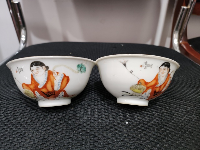 古玩陶瓷民國粉彩和合二仙人物茶園拍賣,當前價格1500元