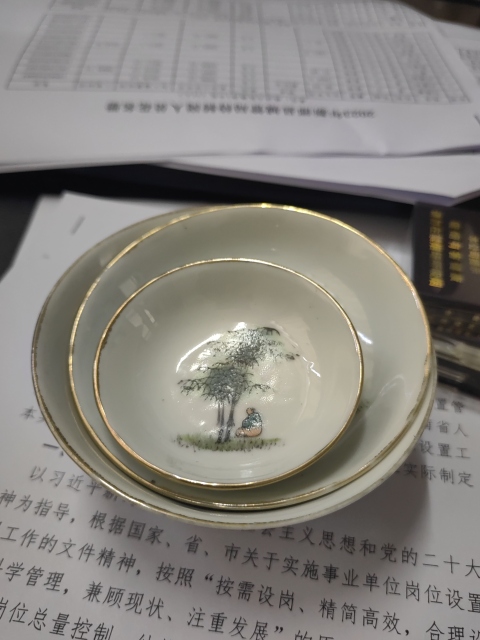 古玩陶瓷60年代五彩竹影清風(fēng)高仕圖碟拍賣，當(dāng)前價(jià)格580元