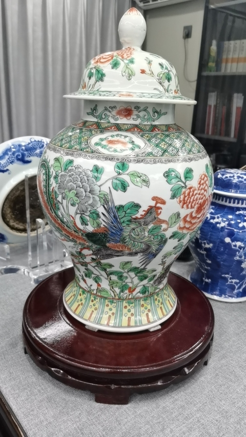 五彩龍鳳紋將軍罐拍賣，當前價格25000元