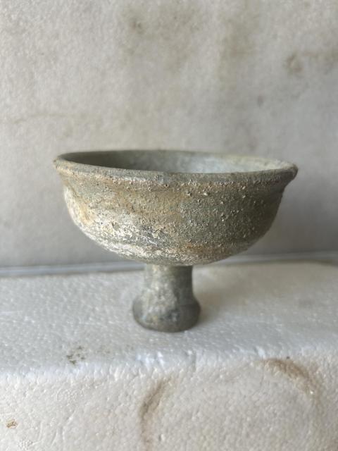 古玩陶瓷明代 龍泉窯 青釉高足杯拍賣,當前價格188元