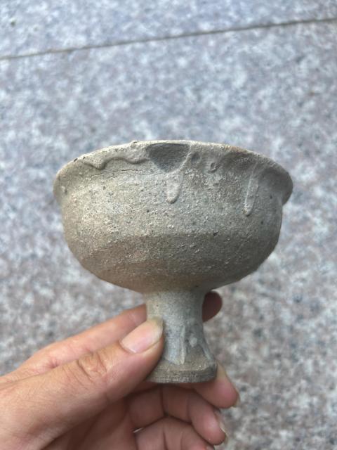 古玩陶瓷明代 龍泉窯 青釉高足杯拍賣,當前價格188元