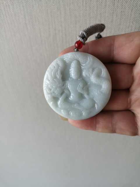 古玩玉器天然翡翠雕“御龍觀音”掛牌拍賣，當前價格680元