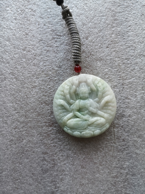 古玩玉器天然翡翠雕“千手觀音”牌拍賣，當前價格580元