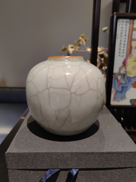 古玩陶瓷仿官釉蘋果型罐拍賣，當(dāng)前價格6998元