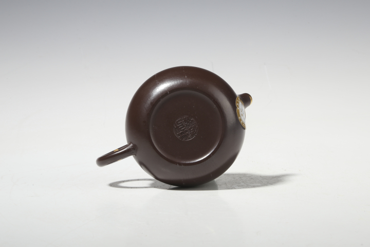 古玩陶瓷當(dāng)代·王海東制紫朱泥焐灰描金容天壺真品鑒賞圖