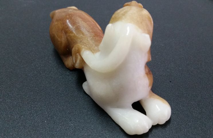 古玩玉器和田玉料雕“瑞獸”擺件拍賣,當前價格800元