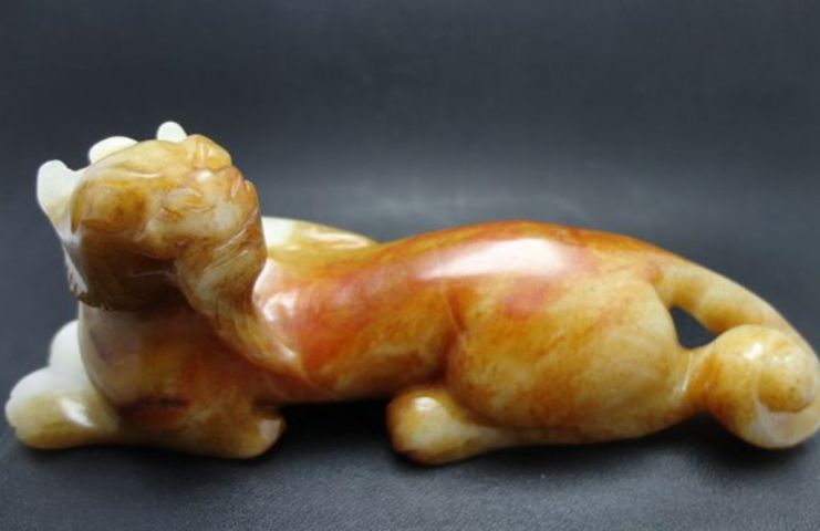 古玩玉器和田玉料雕“瑞獸”擺件拍賣,當前價格800元
