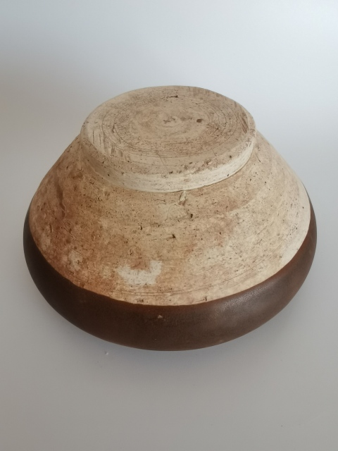 古玩陶瓷唐代?河南窯口醬釉缽拍賣，當前價格3800元