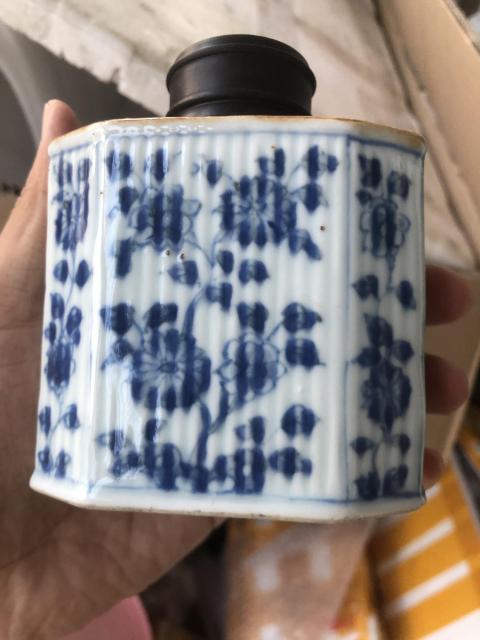 古玩陶瓷青花花卉紋茶葉罐拍賣，當前價格2300元