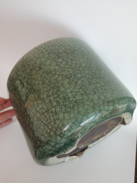 古玩陶瓷清中期?哥釉筒式三足爐拍賣，當前價格3300元