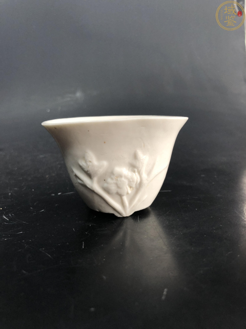 古玩陶瓷民國 白釉梅花杯拍賣，當前價格1600元