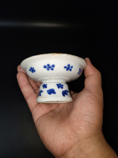 古玩陶瓷【咸豐】青花花蝶紋高足洗【傳世佳品】拍賣,當前價格0元