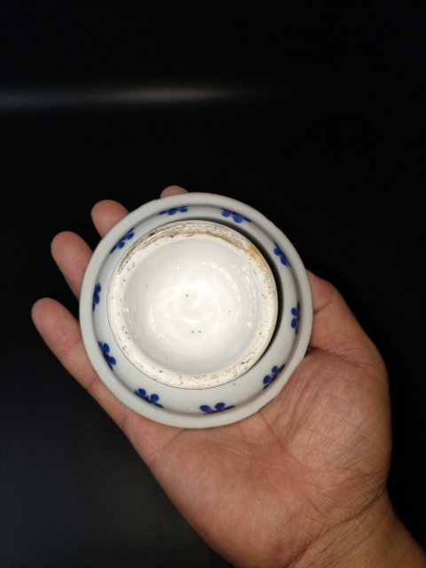 古玩陶瓷【咸豐】青花花蝶紋高足洗【傳世佳品】拍賣,當前價格0元
