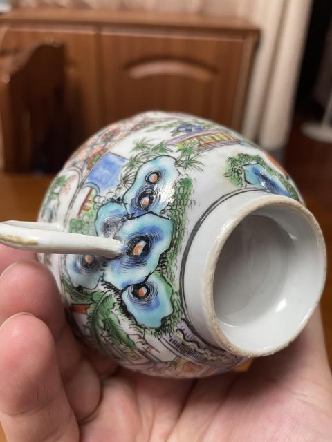 古玩陶瓷清·咸豐廣彩人物圖把杯拍賣，當前價格580元