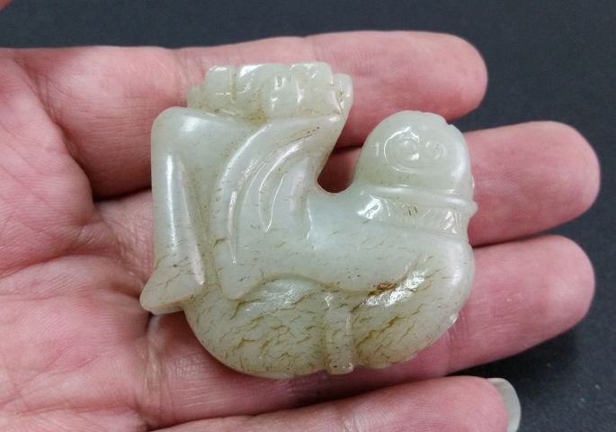 古玩玉器和田玉雕“玉跪人”拍賣,當前價格680元