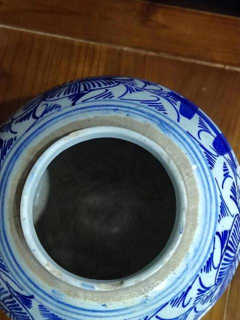 古玩陶瓷晚清纏枝花囍字紋青花罐拍賣，當(dāng)前價(jià)格555元