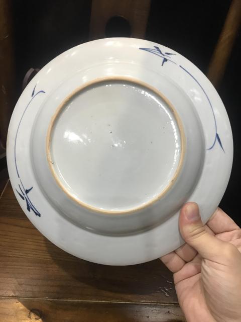 古玩陶瓷(新年放漏中)清-康雍-洞石欄桿-書卷牡丹紋-賞盤一對拍賣,當前價格2601元