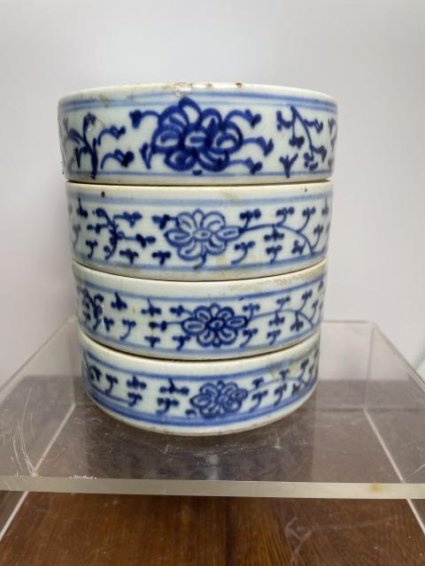 古玩陶瓷清中青花節盒拍賣,當前價格3000元