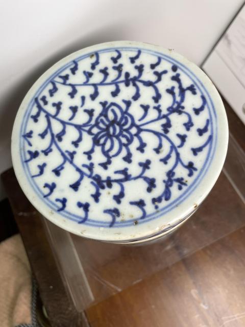 古玩陶瓷清中青花節盒拍賣,當前價格3000元