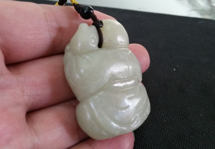 古玩玉器和田玉雕“童子抱鯉”把件拍賣,當前價格580元