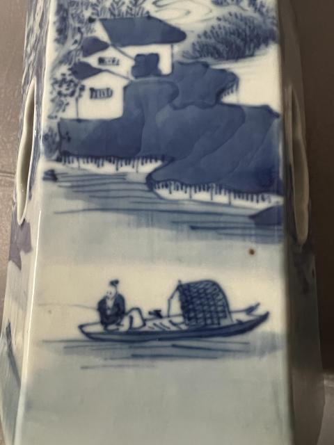 古玩陶瓷青花山水婁空六方帽筒拍賣,當前價格55666元