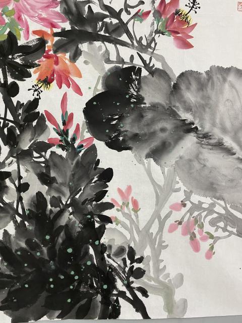 古玩字畫真跡有合影湖南省美術家協會會員,湖南省花鳥畫家協會會員,武岡美協副主席真跡佳作結緣收藏拍賣,當前價格599元