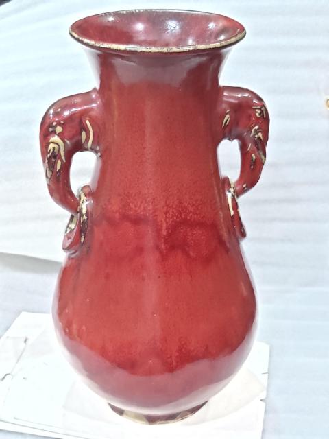 古玩陶瓷窯變紅釉雙象鼻耳尊拍賣,當前價格1880元