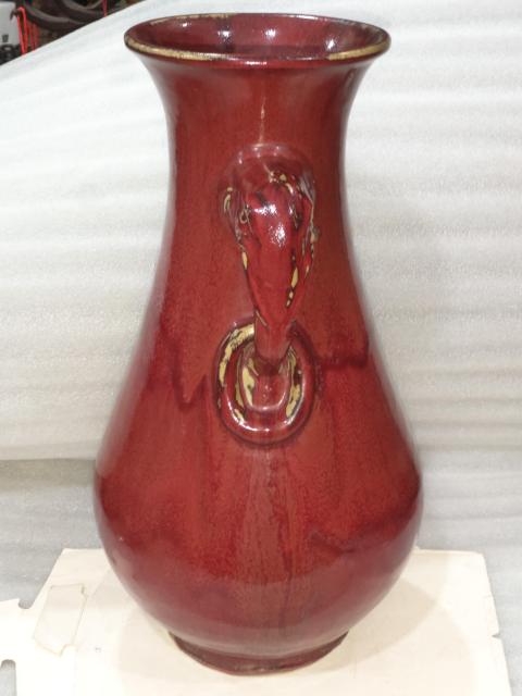 古玩陶瓷窯變紅釉雙象鼻耳尊拍賣,當前價格1880元