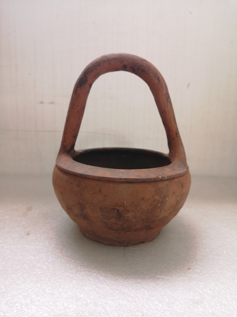 古玩陶瓷明代紅陶提籃拍賣，當前價格580元