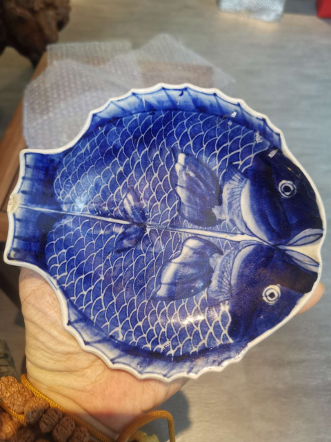 古玩陶瓷清晚期青花魚盤拍賣,當前價格299元
