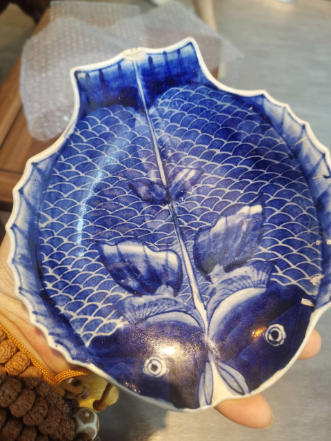 古玩陶瓷清晚期青花魚盤拍賣,當前價格299元