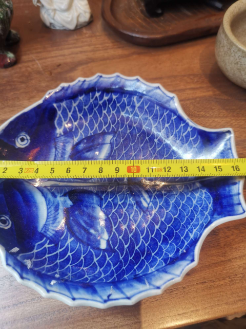 古玩陶瓷清晚期青花魚盤拍賣,當前價格299元