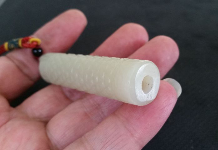 古玩玉器和田玉雕“翎管”拍賣,當前價格528元