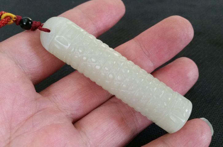 古玩玉器和田玉雕“翎管”拍賣,當前價格528元