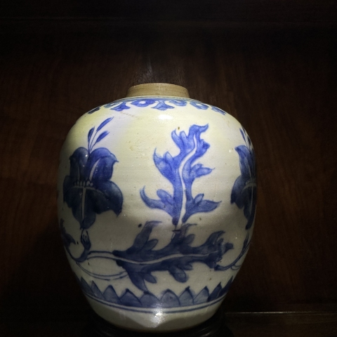 古玩陶瓷清康雍·青花喇叭花卉紋太白罐拍賣,當前價格12000元