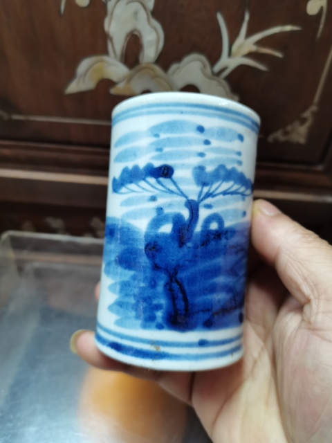 古玩陶瓷清中青花花卉紋筆筒拍賣，當前價格2000元