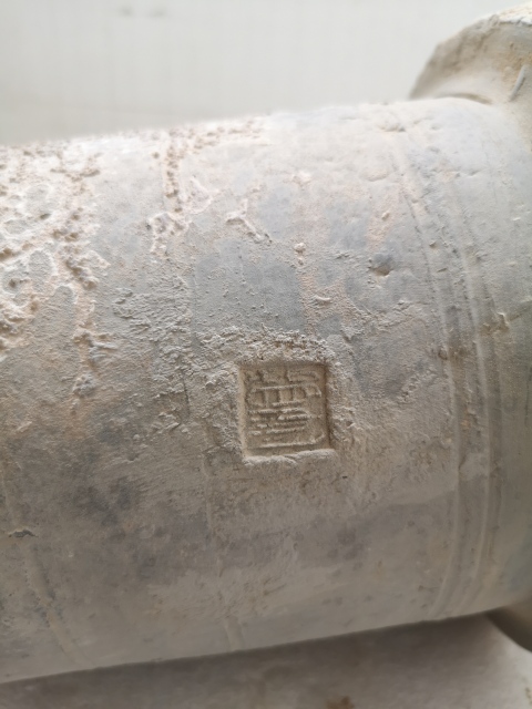 古玩陶瓷灰陶谷倉拍賣，當前價格680元