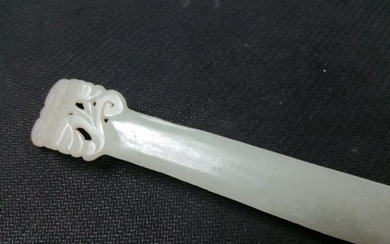 古玩玉器和田玉如意花卉發簪拍賣,當前價格980元