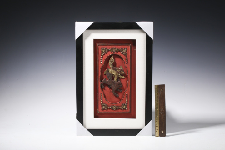 古玩雜項(xiàng)清晚期·木漆金太獅少獅圖花板拍賣,當(dāng)前價(jià)格800元