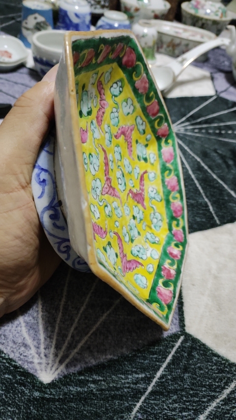 古玩陶瓷清同治粉彩洪福齊天紋貢盤拍賣，當前價格4000元