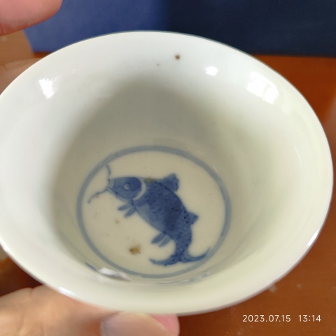 古玩陶瓷清早期魚蝦紋大明成化款青花杯拍賣,當前價格8600元