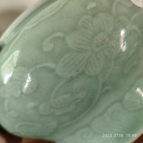 古玩陶瓷清乾隆豆青釉刻花纏枝蓮紋缸拍賣,當(dāng)前價(jià)格38000元