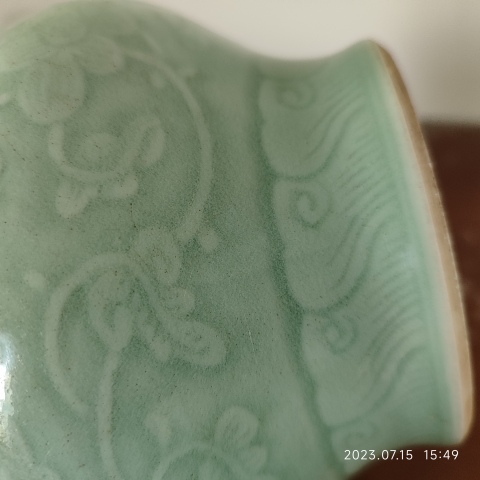 古玩陶瓷清乾隆豆青釉刻花纏枝蓮紋缸拍賣,當(dāng)前價(jià)格38000元
