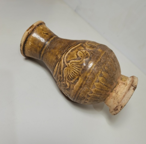 古玩陶瓷醬黃釉花瓶拍賣,當前價格0元