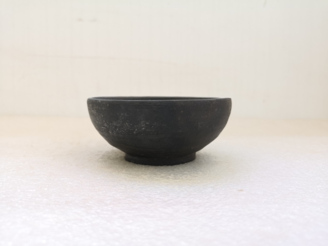 古玩陶瓷灰陶碗拍賣，當(dāng)前價(jià)格450元