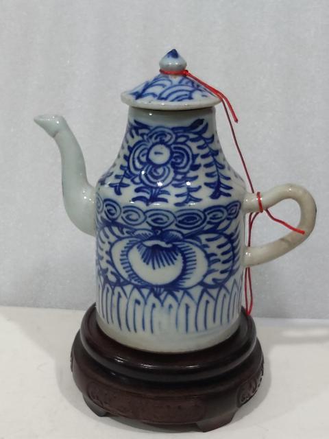 古玩陶瓷青花纏枝花紋壺拍賣,當前價格1080元
